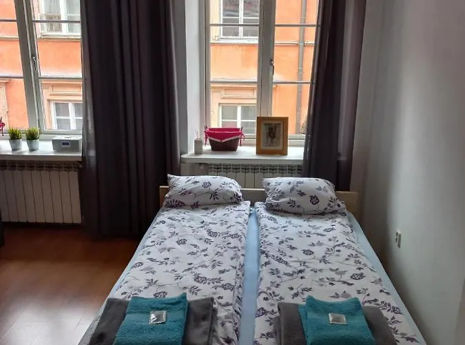 Old Town Piwna * Warszawa